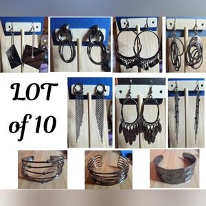 Paparazzi Black and Silver Jewelry Set - Lot of 10